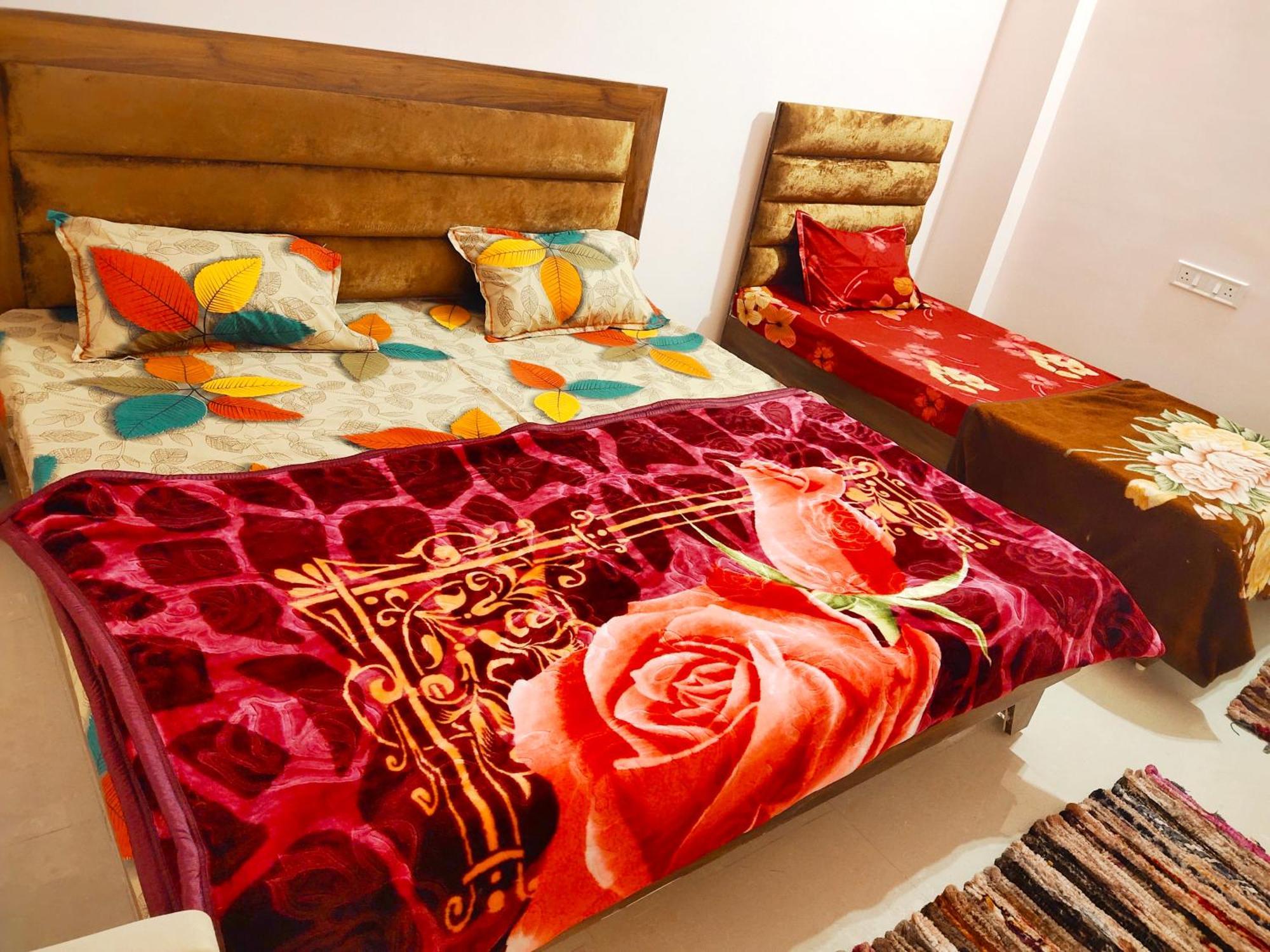 Deviksha Home Stay Ujjain Exterior photo