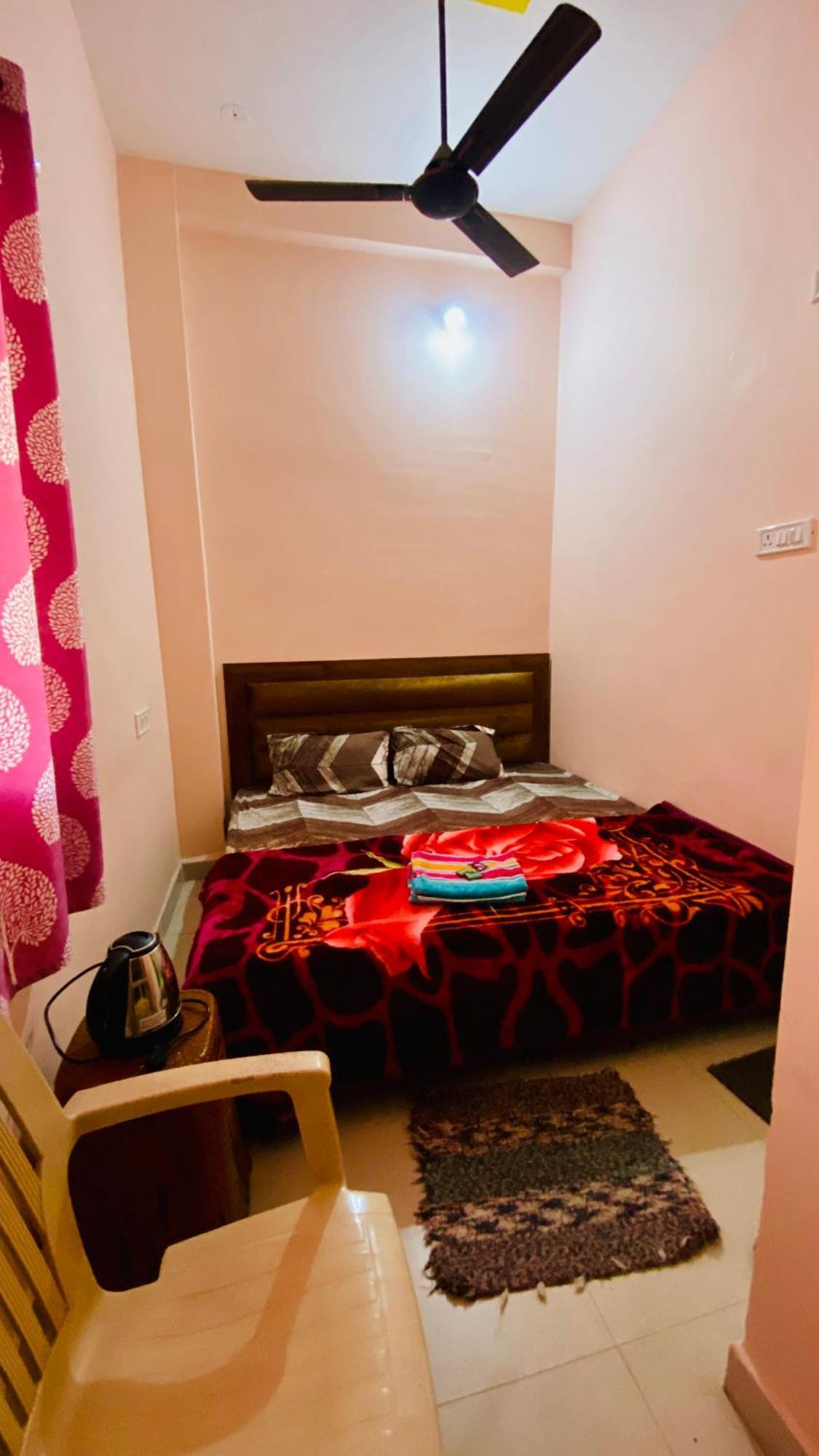 Deviksha Home Stay Ujjain Exterior photo
